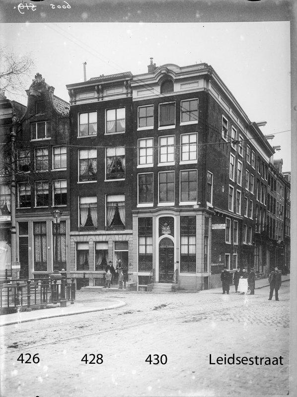 Herengracht 426-428-430, de oorspronkelijke huizen van voor 1904. Foto Rijksdienst voor het Cultureel Erfgoed