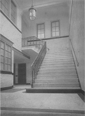 Herengracht 435-437 trappenhuis boek