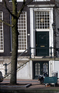Herengracht 567, voordeur met stoep