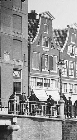 Koningsplein 20 1883 Douwes SAA