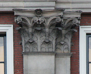 Herengracht 476, detail Corinthische pilasters