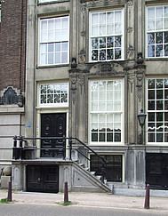 Herengracht 284, stoep met voordeur