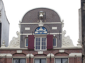 Herengracht 272, trapgevel