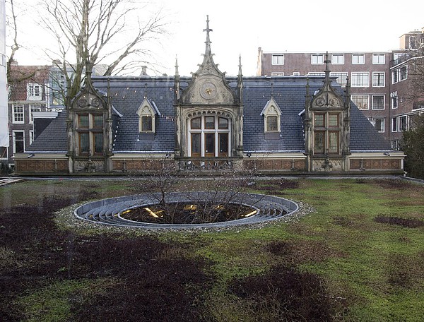 Koetshuis, gefotografeerd vanuit het huis, Herengracht 380