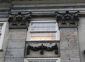 Herengracht 507, Detail raam