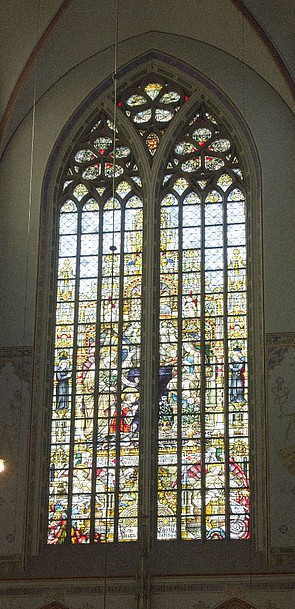 Singel 446, Kerk de Krijtberg, Glas in Lood rechts