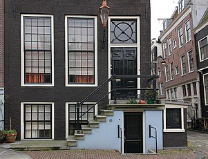 Herengracht 33 Ondergevel met stoep en voordeur Amsterdam