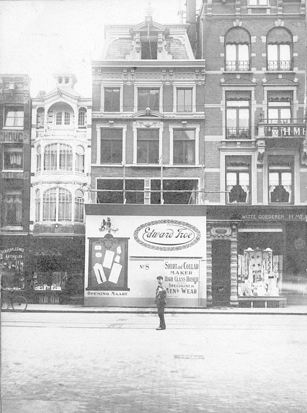 Koningsplein 06-12 winkel Troe 1920 SAA