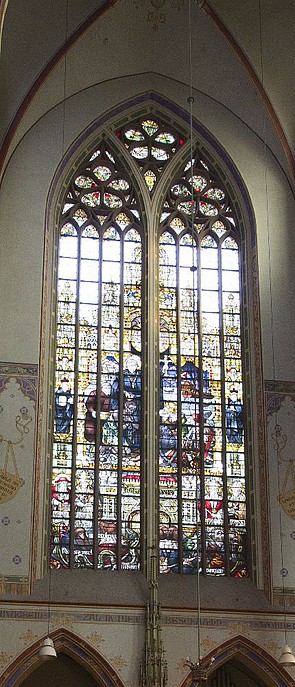 Singel 446, Kerk de Krijtberg, Glas in Lood links1
