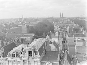 Uitzicht vanaf Keizersgracht 174-176 in 1932