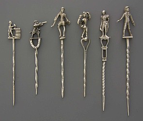 Groep zilveren pijpenwroeters gebruikt op de pijpenkop schoon te maken, Nederland, 1830-1880